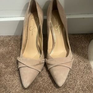 Jessica Simpson nude suede knotted pointed toe size 10/40 never worn
